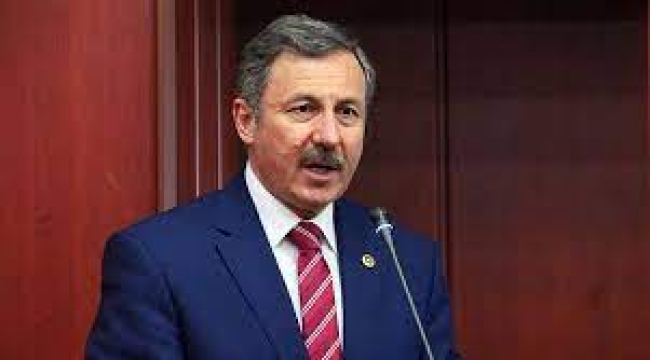 Erzurmda yaplanları kınayan Özdağ'bunlar meydana indirilmış sürüler'