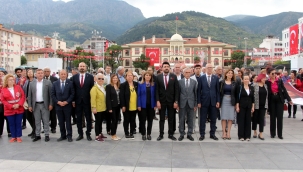 Gençler bayramına sahip çıktı