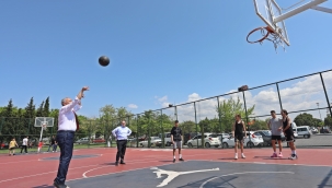 Gençlere taş çıkartılar,atıkları sayı oldu