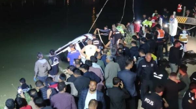 Hatay ve Urfada iki kazada 16 kişi yaşamını yitirdi