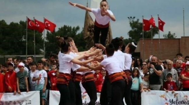 Manisa'da 19 mayıs çoşkuyla kutlandı