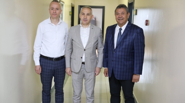 Müdür Öztürk tarım işletmelerini ziyaret etti
