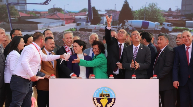 Yavaş Turgutlu'da temel attı
