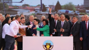 Yavaş Turgutlu'da temel attı