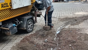 Akhisar'da yaralar sarılıyor