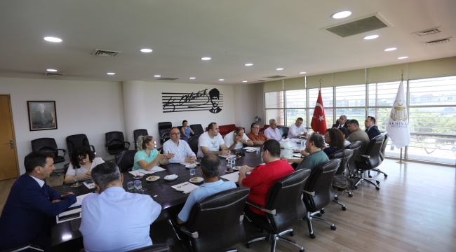 Akhisar zeytin ve zeytinyağı İhtisas OSB heyeti toplandı