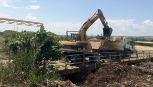 Belediye çalışıyor,Alaşehir gelişiyor