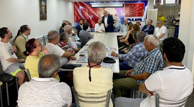 CHP'de bayramlaşma değişim tartışmasına dönüştü