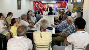 CHP'de bayramlaşma değişim tartışmasına dönüştü