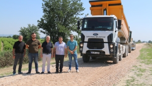 Saruhanlı'da köy yolları yenileniyor