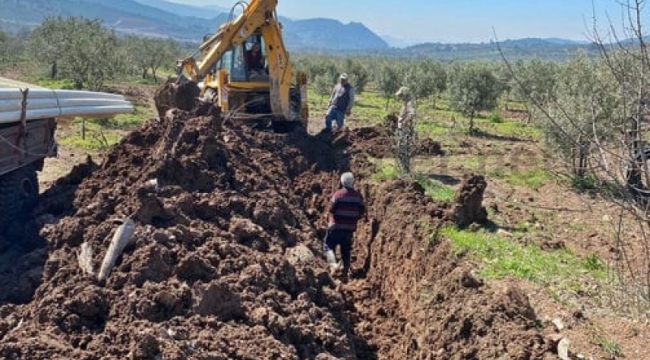 Tarlalara su sağlayan borular döşendi