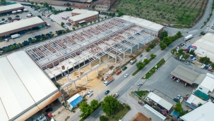 Turgutlu sanayi çarşısında satışler sürüyor