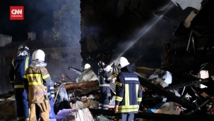 Yangın södürüldü:fabrika kül oldu