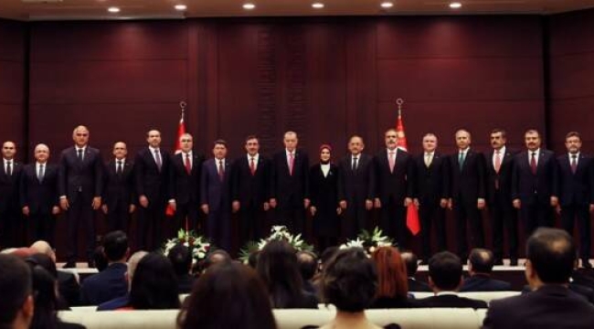 Yeni kabine açıklandı