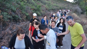 Akhisar'da doğa yürüyüşü