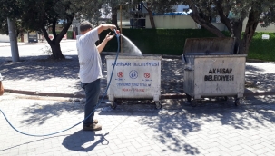 Akhisar'da konteynerler ilçaçlandı