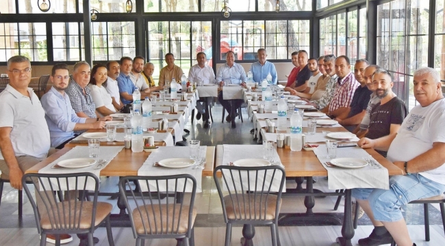 Başkan Dululu gazetecileri dinledi