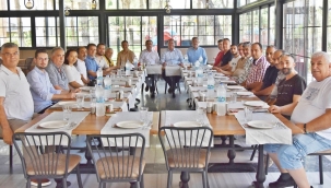 Başkan Dululu gazetecileri dinledi