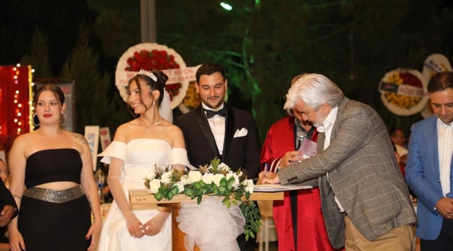 Başkan Hızlı,nikah şahidi oldu