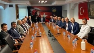 Esnaflar kapanan kredi kuyruğunda 