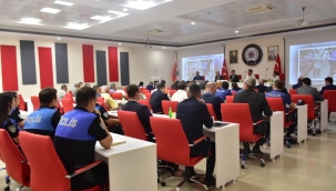 Muhtarlarla huzur ve güvenlik toplantısı