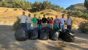 Ormanda çevre temizliğine İyi partililerde katıldı