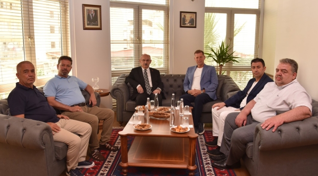 Vali Karadeniz çalışmalar hakkında bilgi aldı