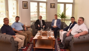 Vali Karadeniz çalışmalar hakkında bilgi aldı