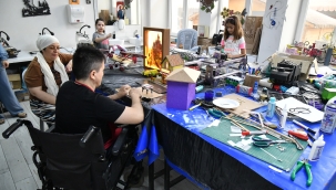 Akhisar'da beceri kazandırma kursları sürüyor