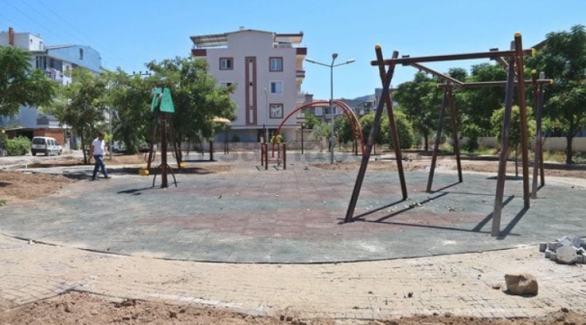 Akhisar yeni bir çocuk parkına kavuşuyor
