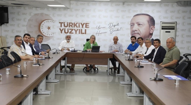 AKP'li belediye başkanları toplandı