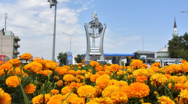 Alaşehir çiçek açtı