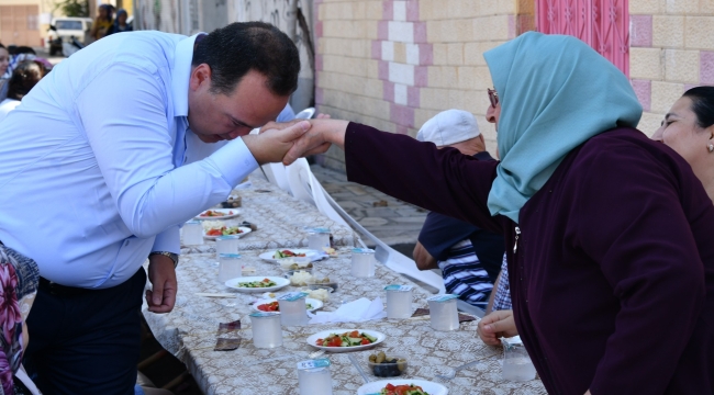 Başkan Dutlulu mahalle gezilerine başladı