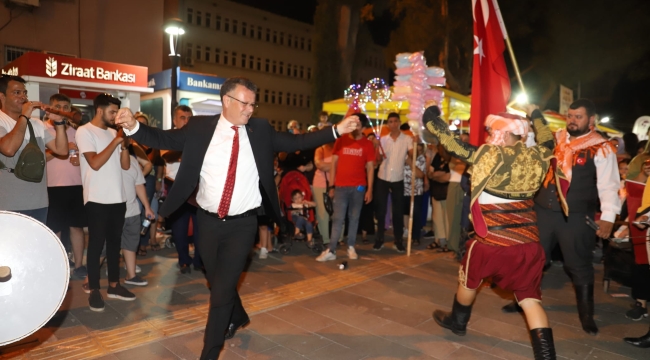  Başkan harmandalı oynadı