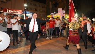  Başkan harmandalı oynadı