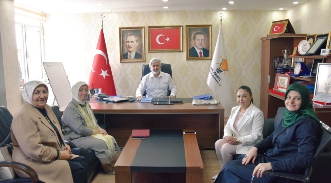 Başkan Hızlı kadın yöneticilerle buluştu