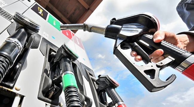 Benzine zam geldi
