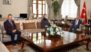 CÜ Rektörü Kibar vali Karadeniz'i ziyaret etti