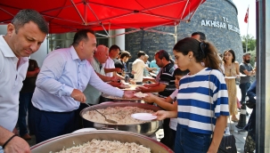 İşcilerin hayır yemeğine başkan Dutlulu'da katıldı