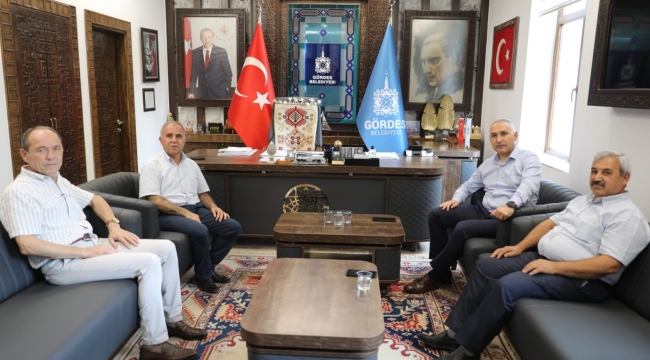 Müdür Öztürk,başkan Akyol ve Özcan'ı ziyaret etti