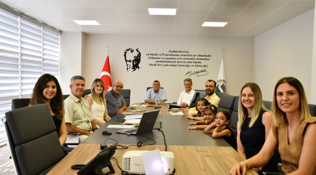 OSB toplantısına çocuklada katıldı