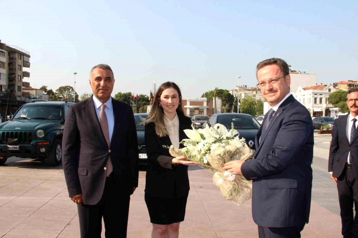 Vali Ünlü ''Manisa iman, inanç ve milli ruh demektir ''