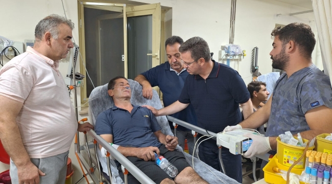Vali Ünlü yangından etkilenen personeli ziyaret etti