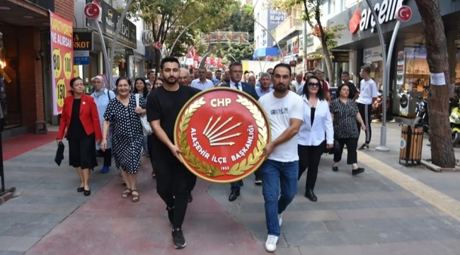 Alaşehir'de 100 yıl çoşkusu