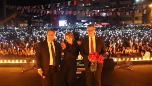 Alaşehir'de yer yerinden oynadı