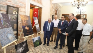 Başkan Akın fotoğraf sergisi açtı