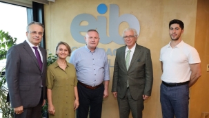 Demirci OSB yönetimi EİB başkanı Eskinazi'yi ziyaret etti
