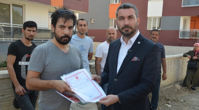 Kentin göbeğinde 220 kişi karanlıkta yaşıyor