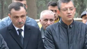 Manisa'da CHP'de il başkanlığı yarışında kılıçlar çekildi