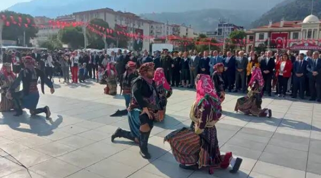Manisa'nın kurtuluşu çoşkuyla kutlandı